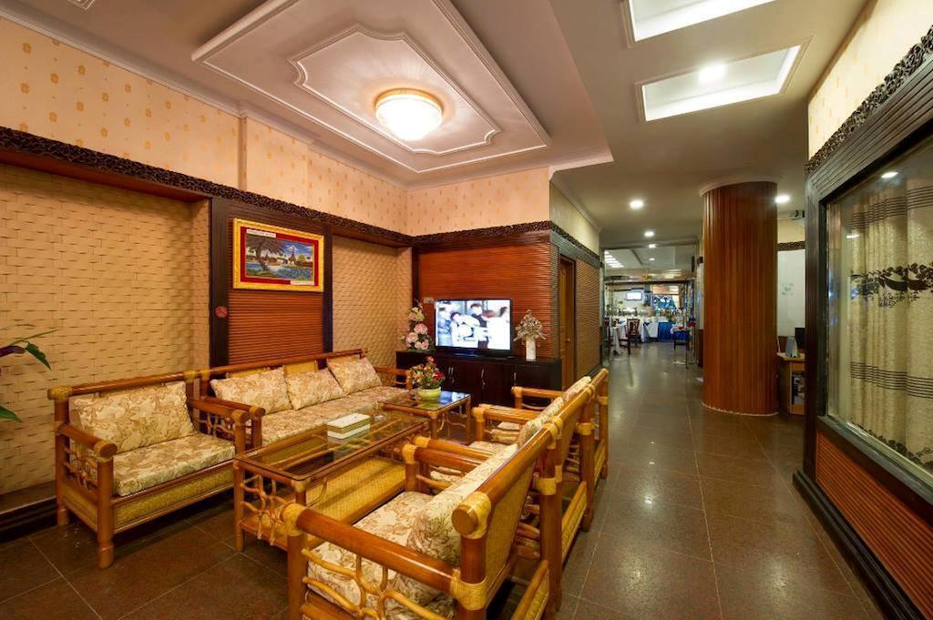 Taw Win Myanmar Hotel Mandalay Buitenkant foto