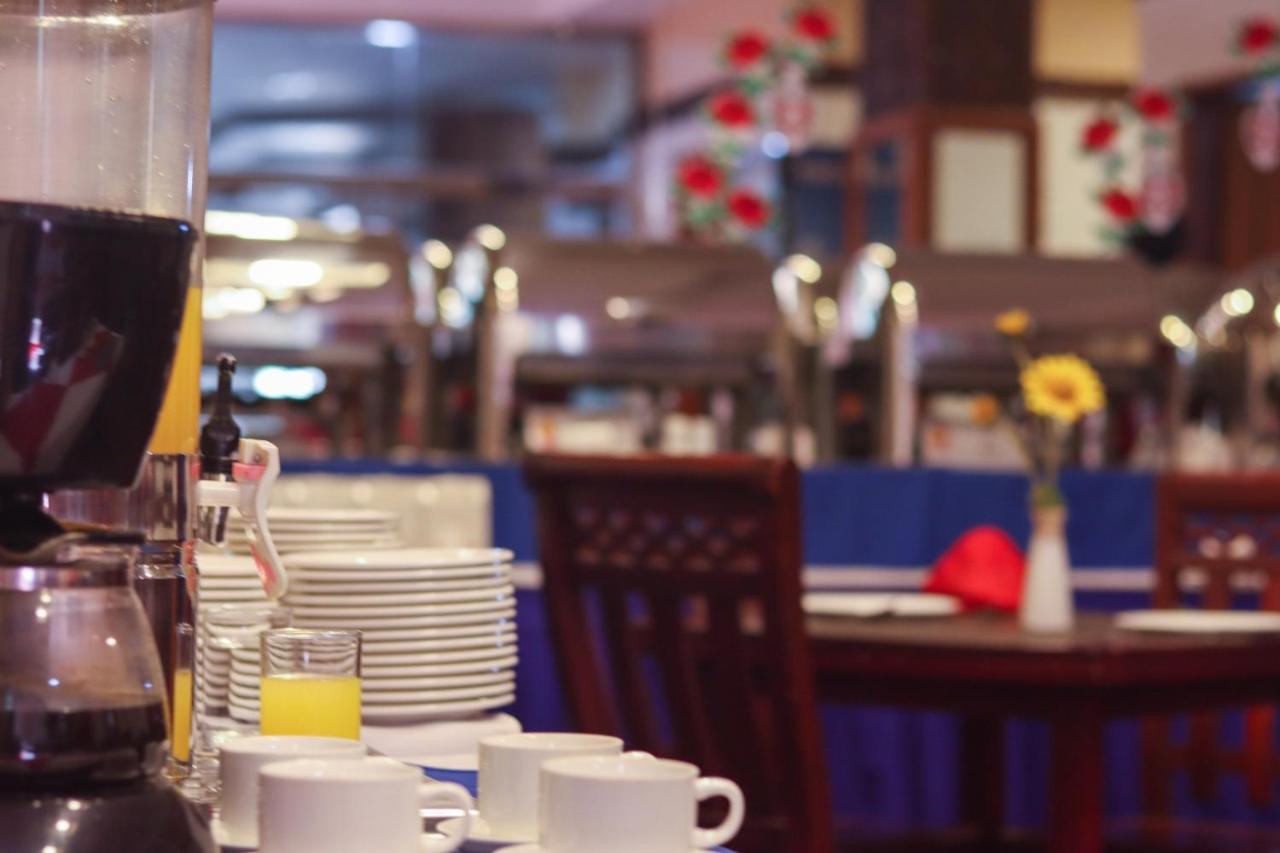 Taw Win Myanmar Hotel Mandalay Buitenkant foto