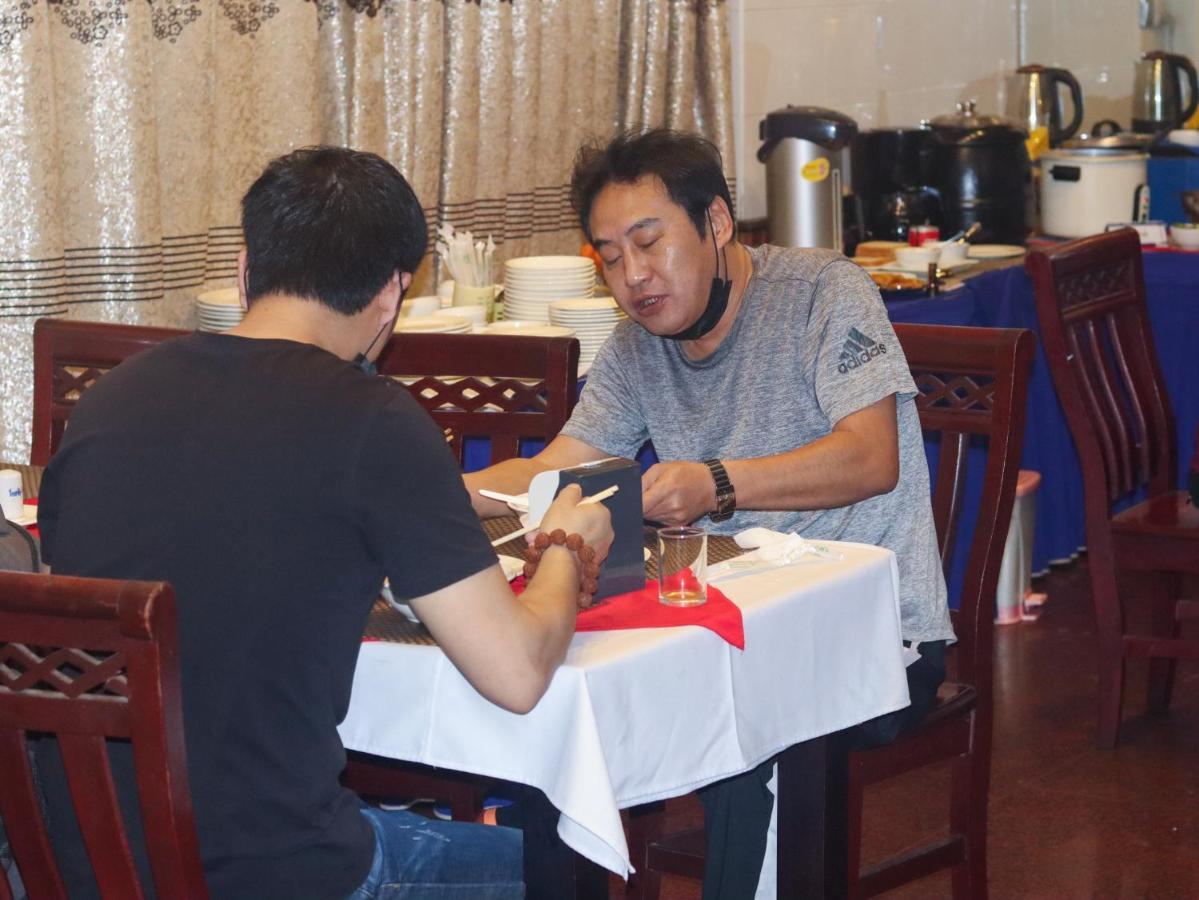 Taw Win Myanmar Hotel Mandalay Buitenkant foto